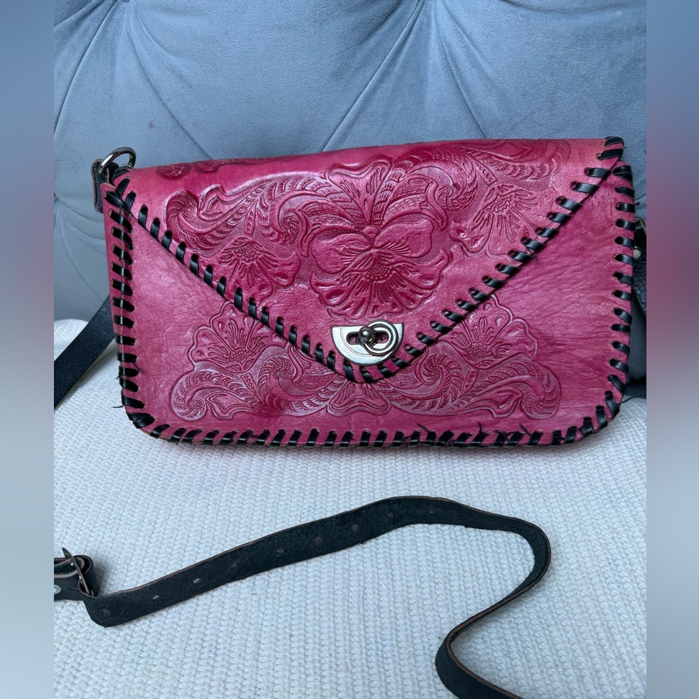 Pink Floral Hand‎ Tooled Leather Purse